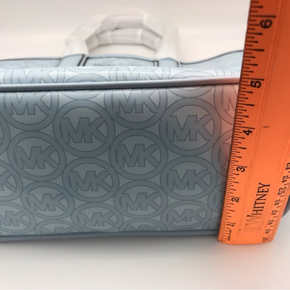 MICHAEL MICHAEL KORS JODIE PALE OCEAN TOTE NWT - Picture 10 of 13
